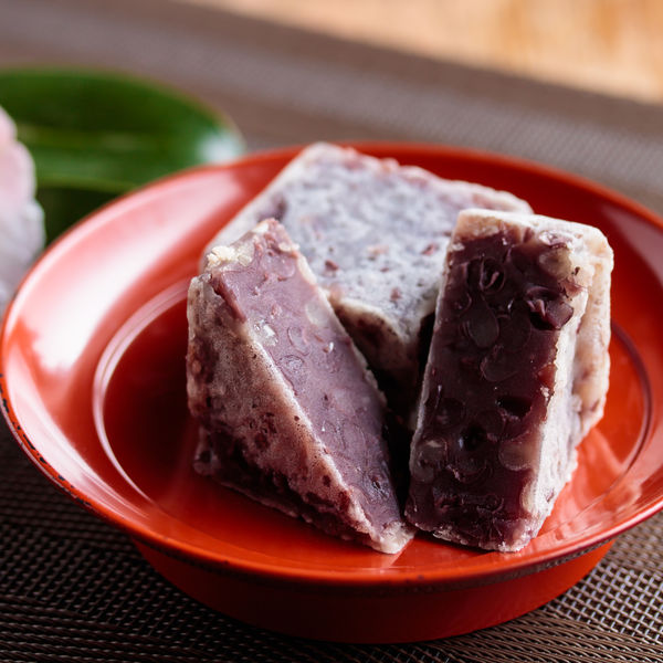 前橋で甘味処を営む当店が提供するわらび餅をご賞味ください